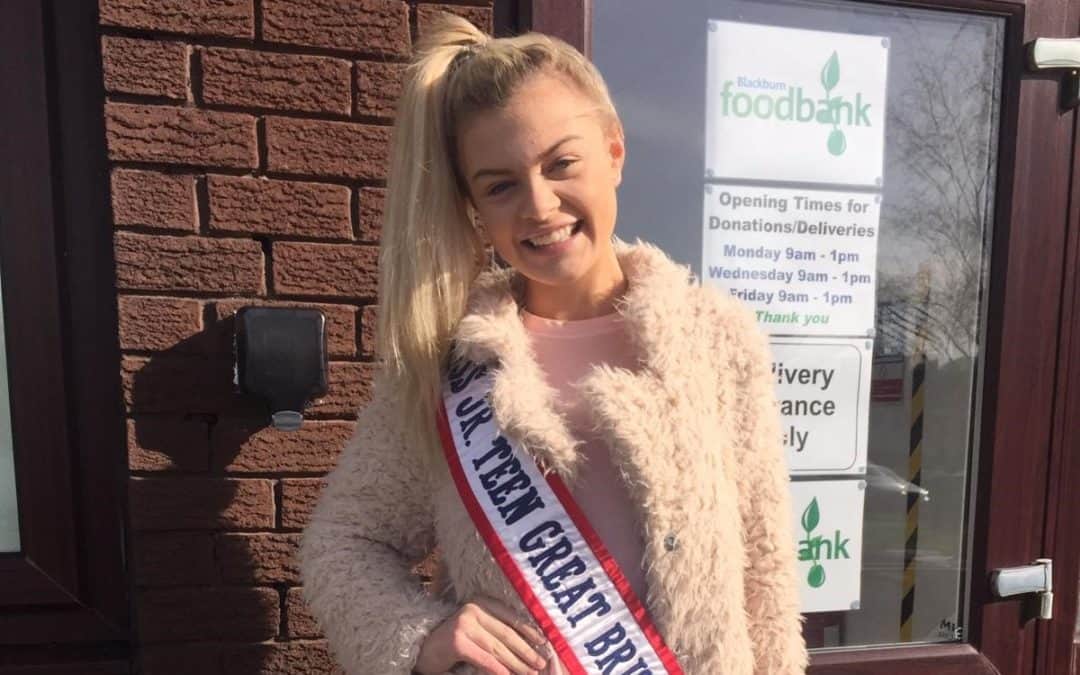 Miss Junior Teen Great Britain, Eddison Holmes, made a special visit to her local food bank!