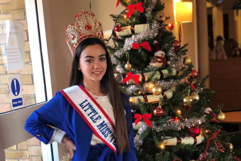 Merry Christmas from your Little Miss Teen Great Britain, Yasmina Newbold!