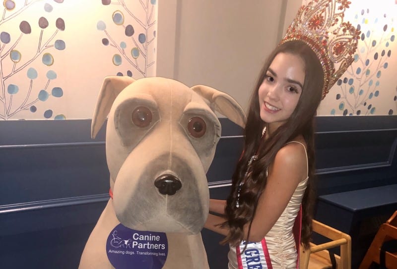 Little Miss Teen Great Britain, Yasmina Newbold, was a special guest at her sponsors New Year’s Eve Party!