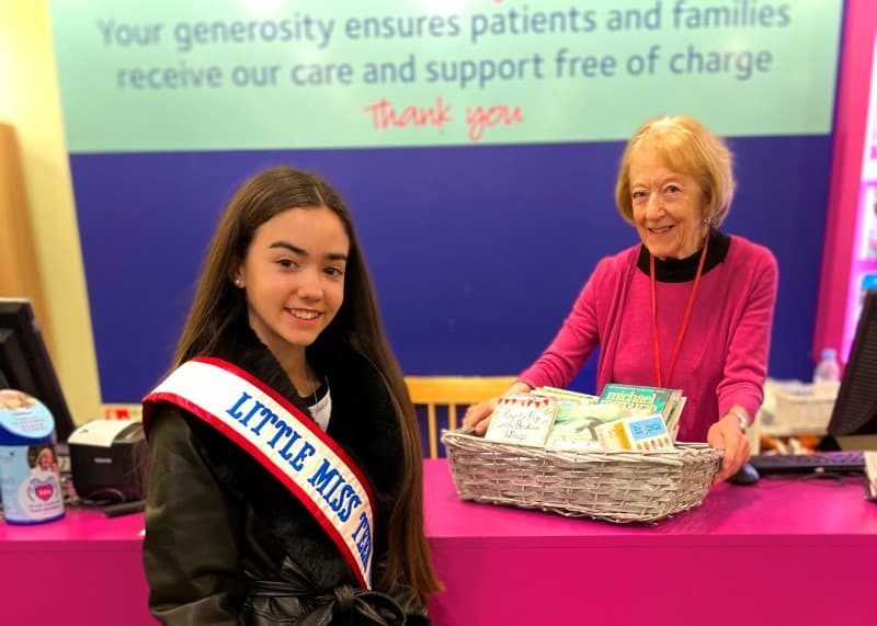 Little Miss Teen Great Britain - Yasmina Newbold