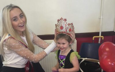 Miss Junior Teen Great Britain, Ellie Corcoran, was a special guest at a fundraiser in aid of a local primary school!